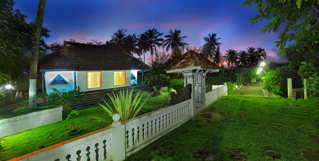 The River Retreat Heritage Ayurvedic Resort Shoranur Dış mekan fotoğraf