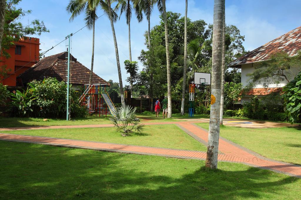 The River Retreat Heritage Ayurvedic Resort Shoranur Dış mekan fotoğraf
